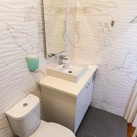 Zd Moreira Flats B By Portoproperties4you * Oporto