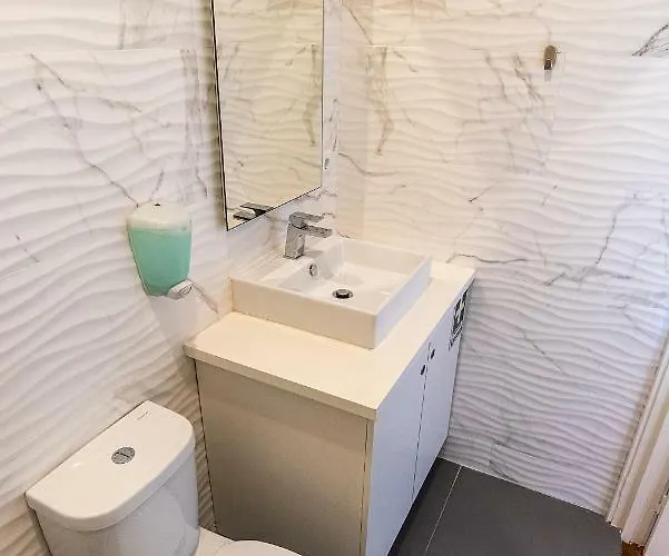 Zd Moreira Flats B By Portoproperties4you * Πόρτο